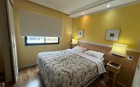 Hotel Univer Pamplona Jardins ótima localização 1807